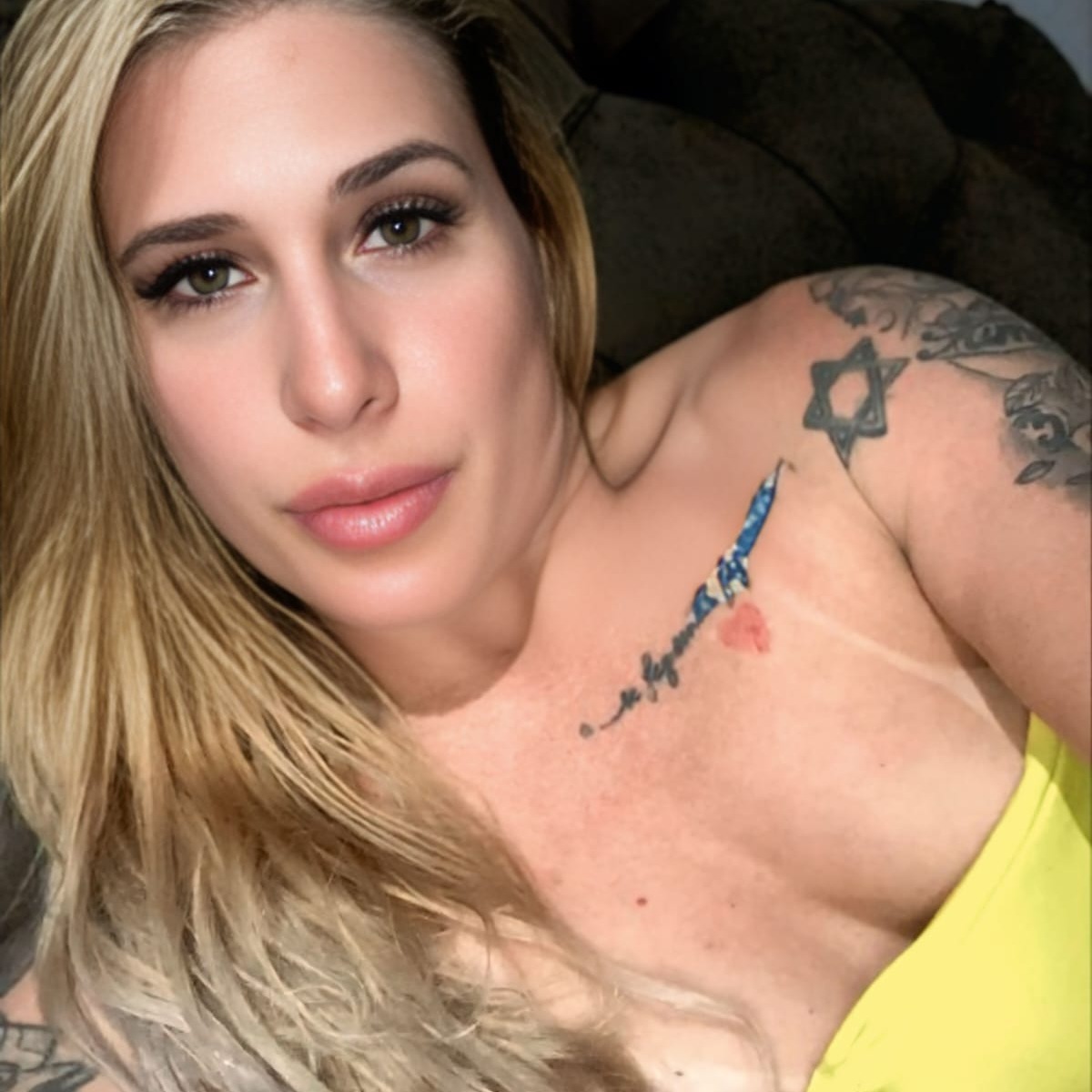 Ágata greluda
