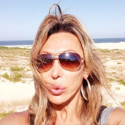 Claudia bionda