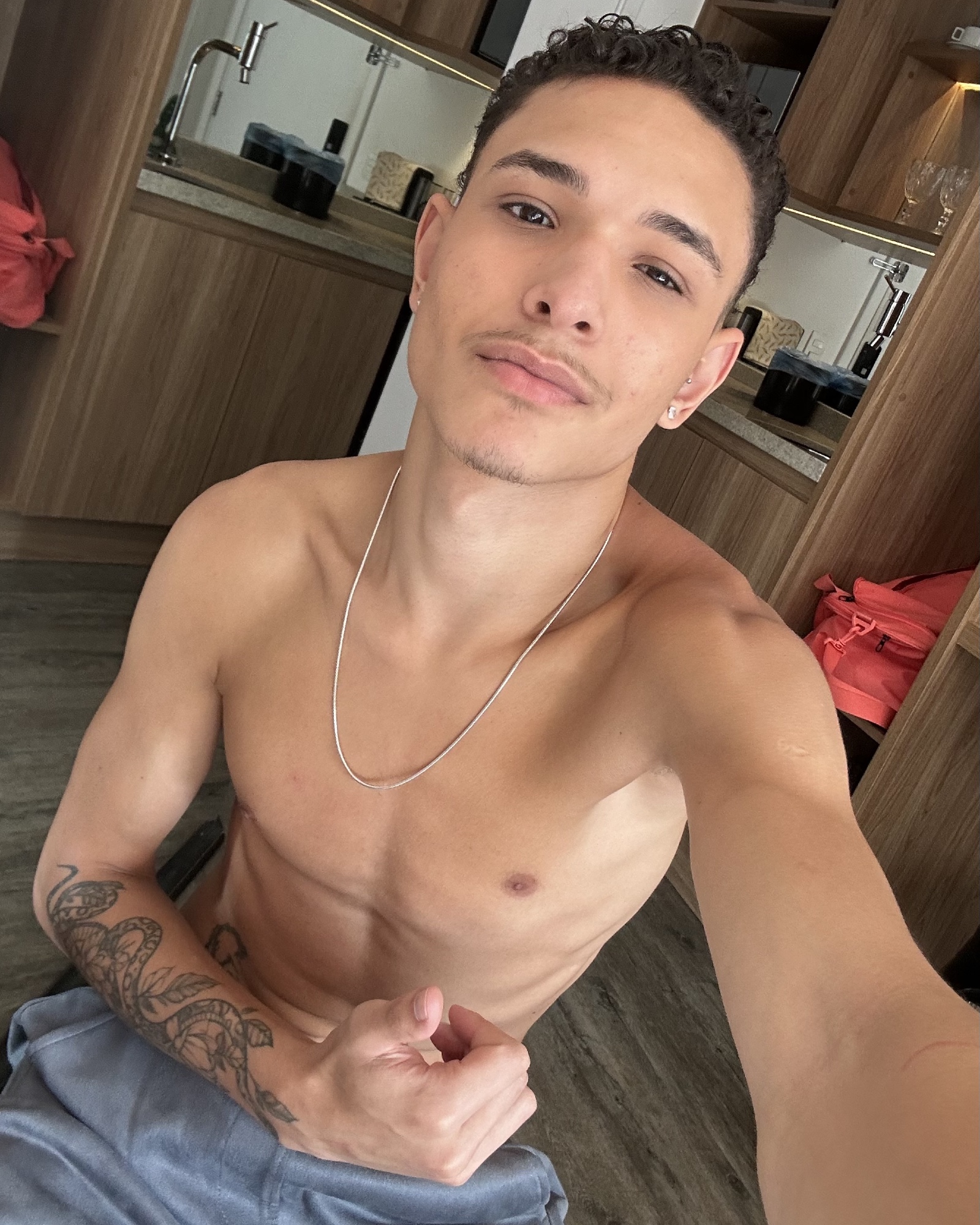 Léo