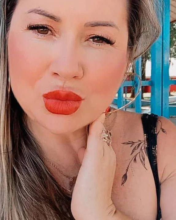 Juliana Ribeiro 