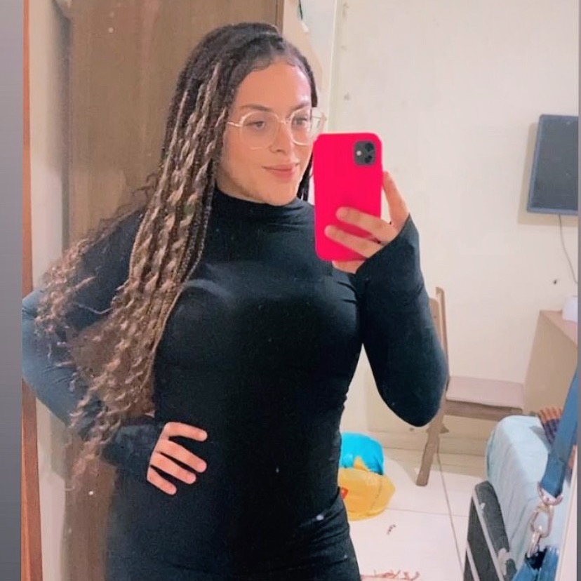 Larissa 