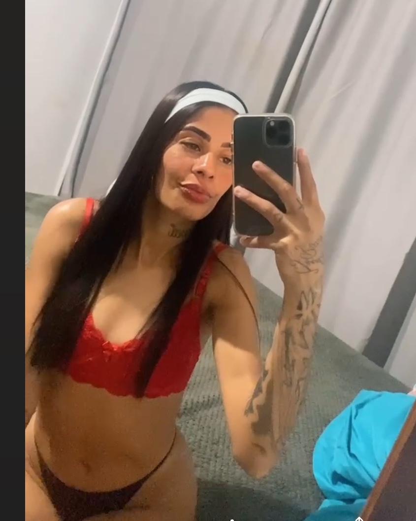 Magrinha atendo 24 horas 