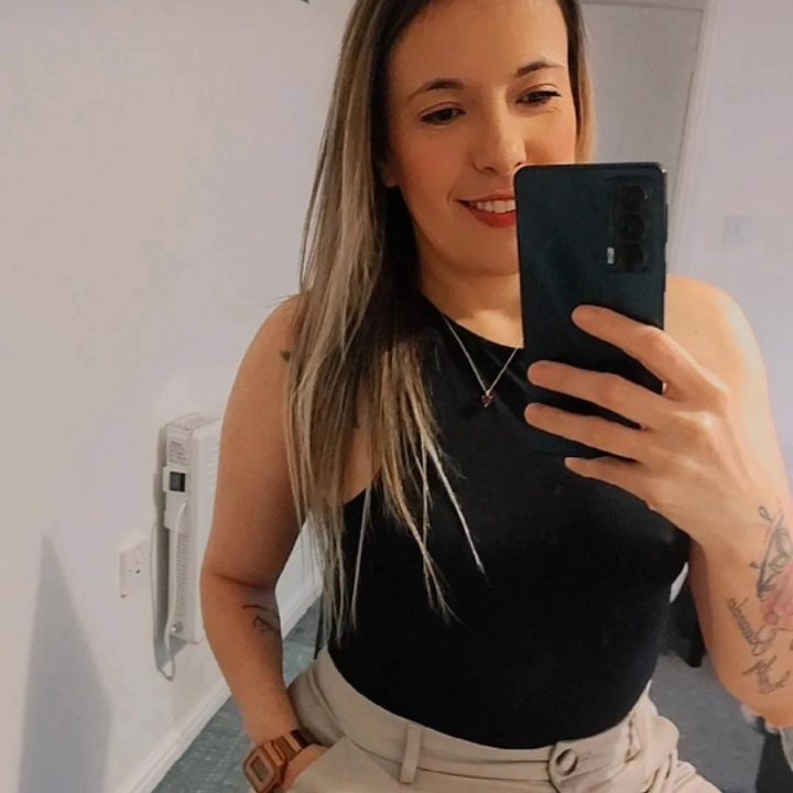 Liz Nogueira 
