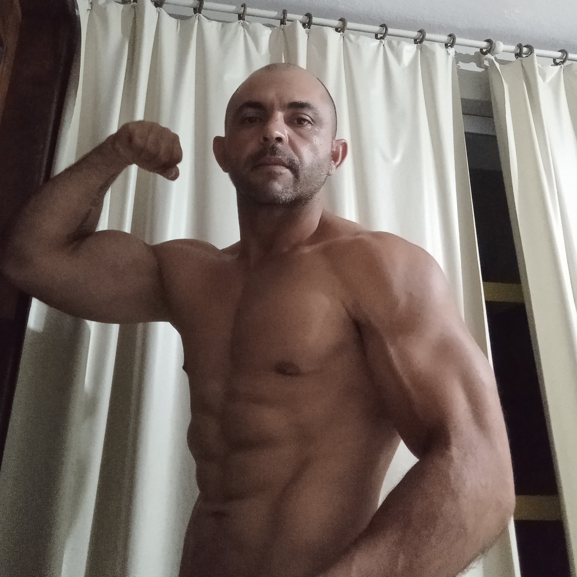 Homens em Jaraguá do Sul (SC) - Acompanhantes masculinos - Bella Cia