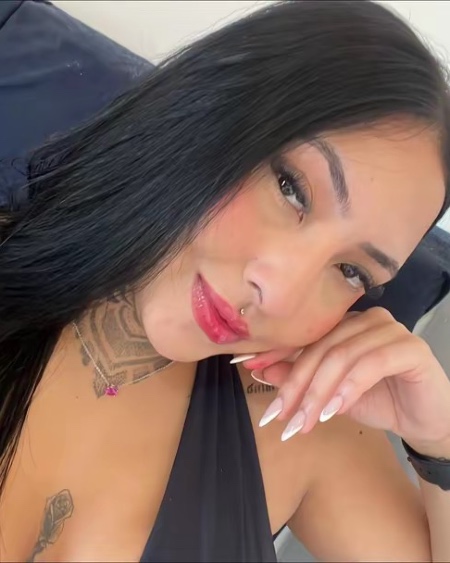 Anny Fernandes 