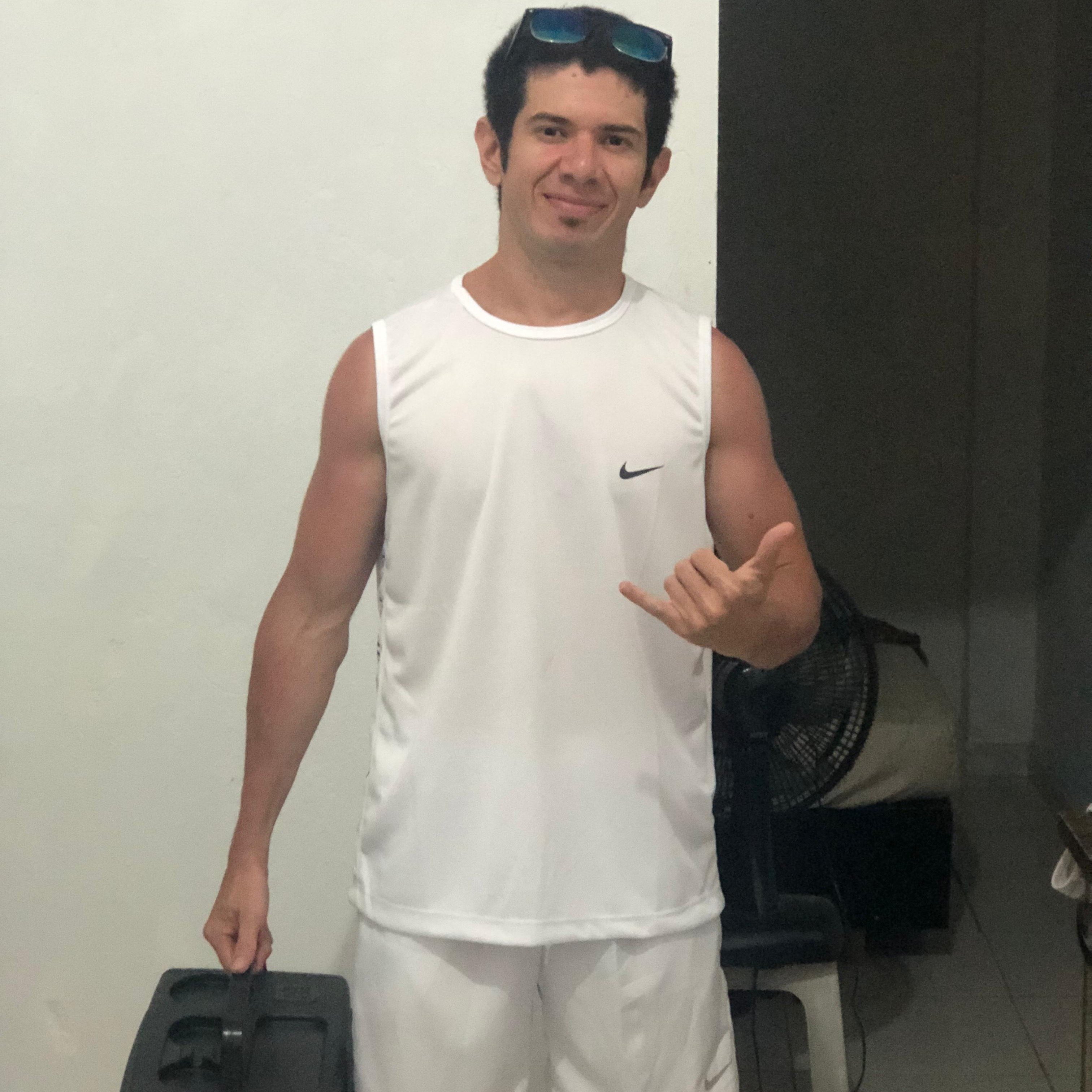 Gustavo 
