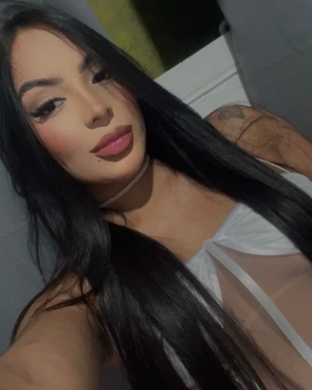 Morena molhadinha