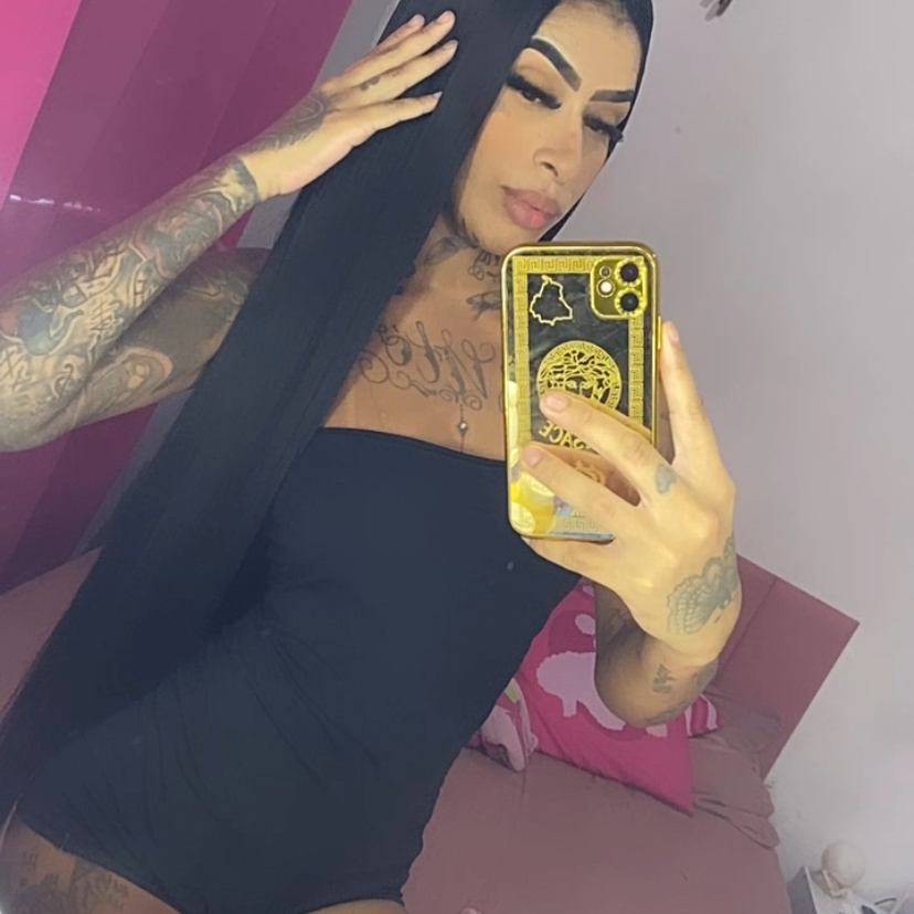Thaís acompanhante