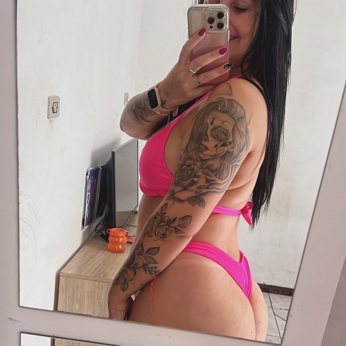 Crys Santos